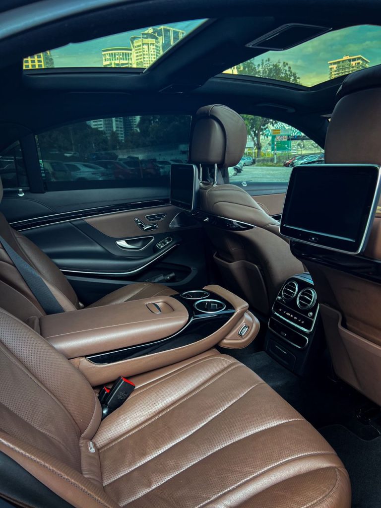 Mercedes S500 Interior