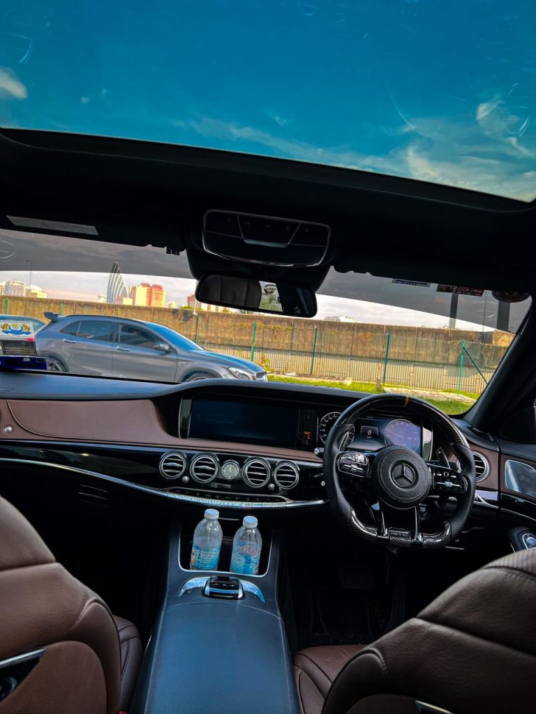 Mercedes S500 Interior